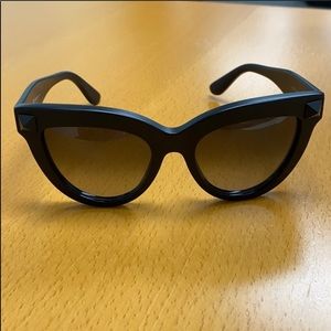 NEW VALENTINO ROCKSTUD CAT EYE BLACK SUNGLASSES